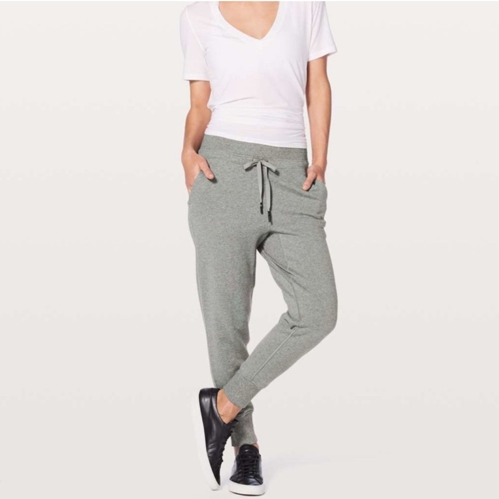 Lululemon Press Pause Jogger
Heathered Core Medium Grey - Picture 6 of 7